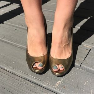 BCBG bronze peep toe heels